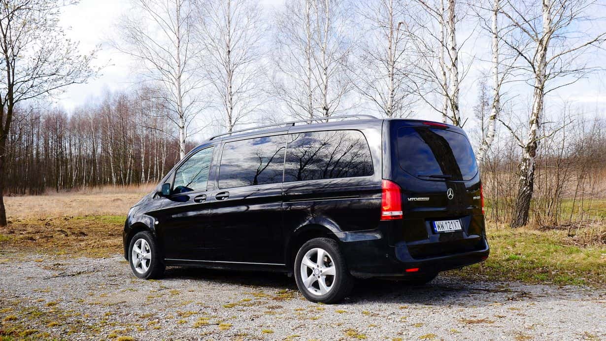 Peugeot Traveller vs Meredes-Benz Vito Tourer - test vanów osobowych