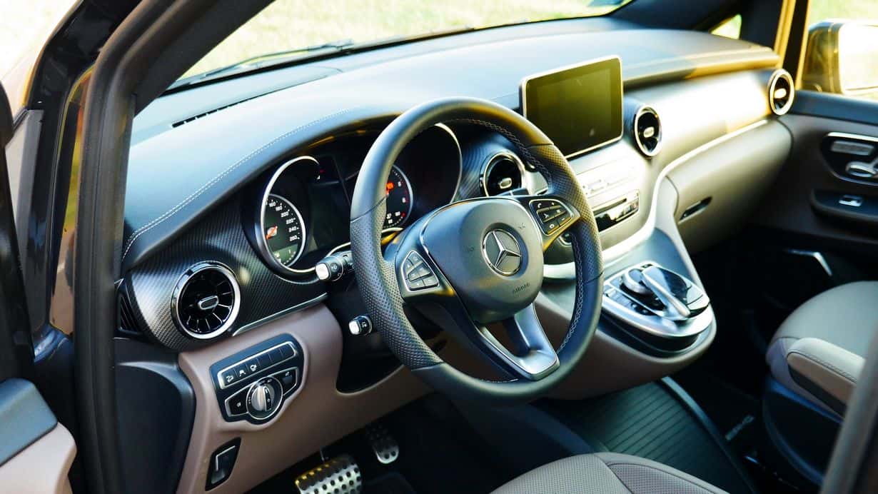 Mercedes Benz Klasa V 300d po liftingu test - dalekie podróże w luksusie