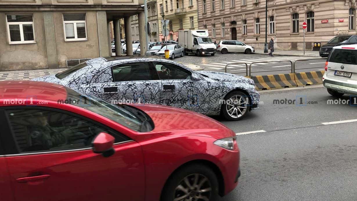 Nowy Mercedes klasy S złapany w kamuflażu!