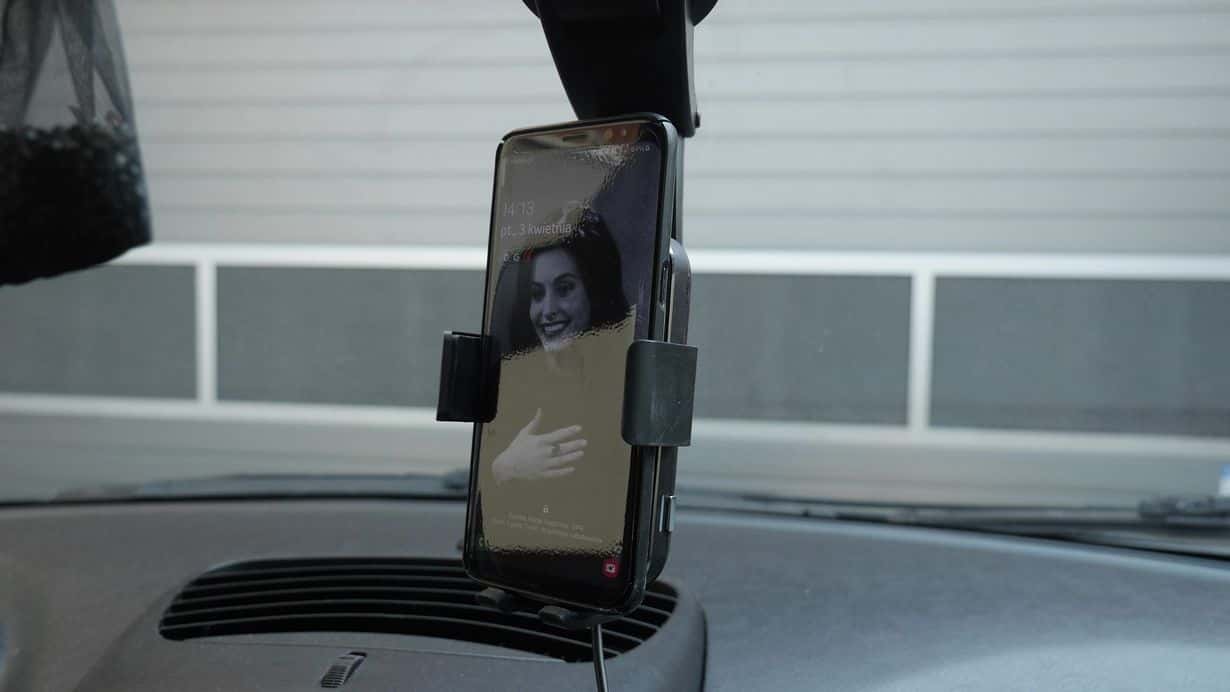 Xblitz G850 Pro - ciekawy uchwyt samochodowy na smartfony