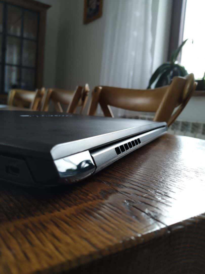 Dynabook Portege A30-E - solidny laptop biznesowy