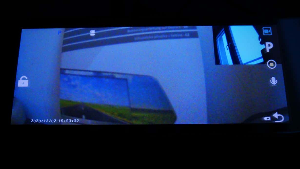 Wideorejestrator Xblitz Park View 2 - kamera samochodowa w lusterku