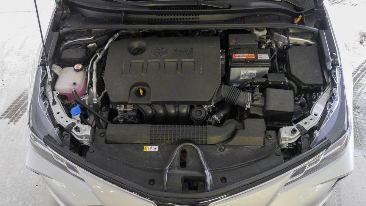 Uzywana Toyota Corolla XII sedan Test wady i zalety fot 5 1
