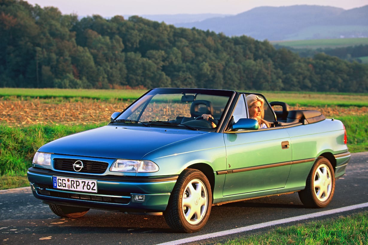 Opel Astra F jest z nami już trzydzieści lat. Powspominajmy