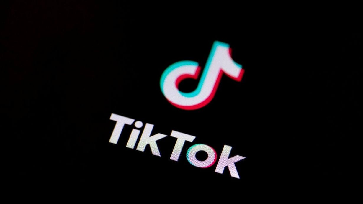 TikTok będzie płatny? Startuje program subskrypcji Hakerzy wykradli dane ponad miliarda użytkowników TikTok? Firma zaprzecza!