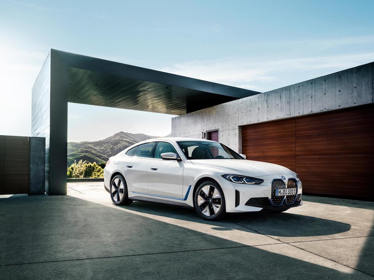 BMW oficjalnie zaprezentowało model i4!