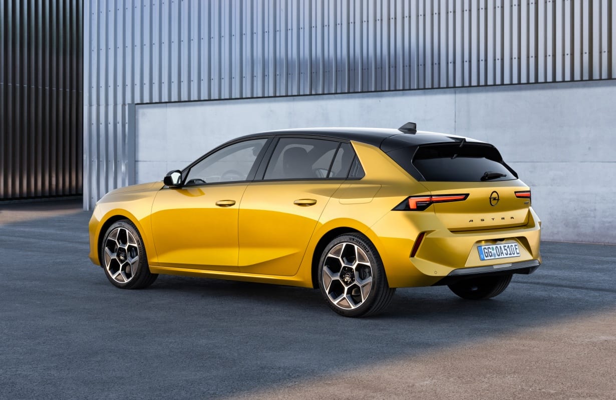 Nowy Opel Astra zaprezentowany! Na pokładzie m.in. napęd hybrydowy!