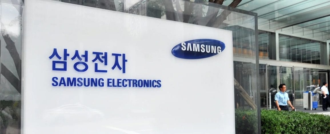 Samsung zmniejsza produkcję smartfonów. Powody są dwa!