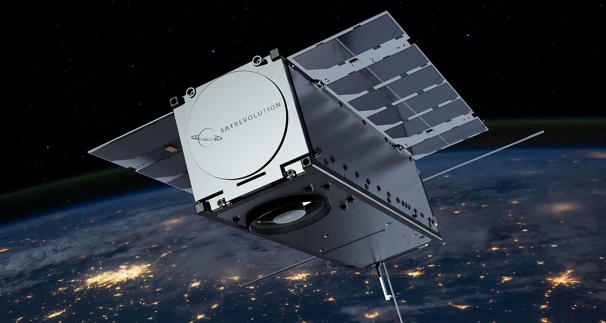 Oman kupił satelity polskiej firmy SatRevolution!