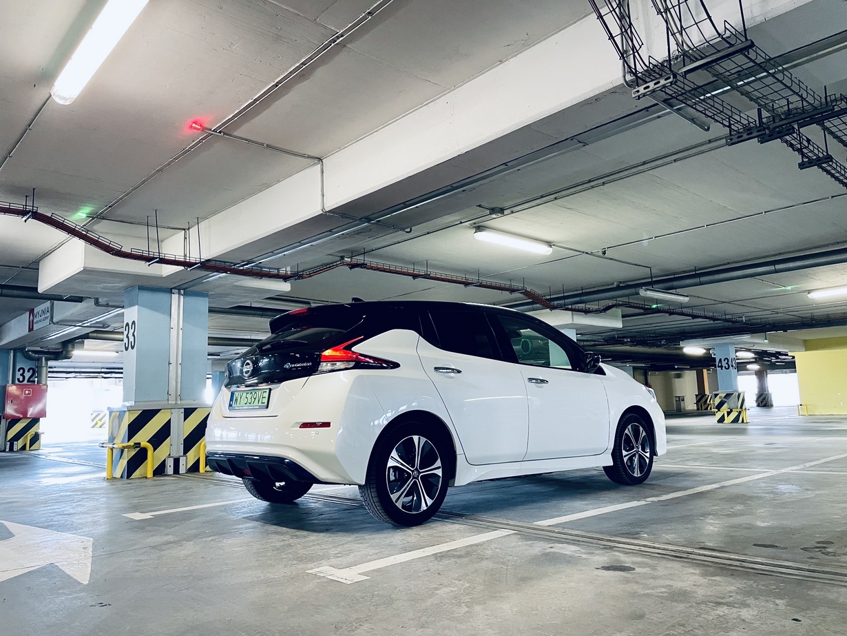 Ekonomiczna jazda samochodem elektrycznym Nissan LEAF e+
