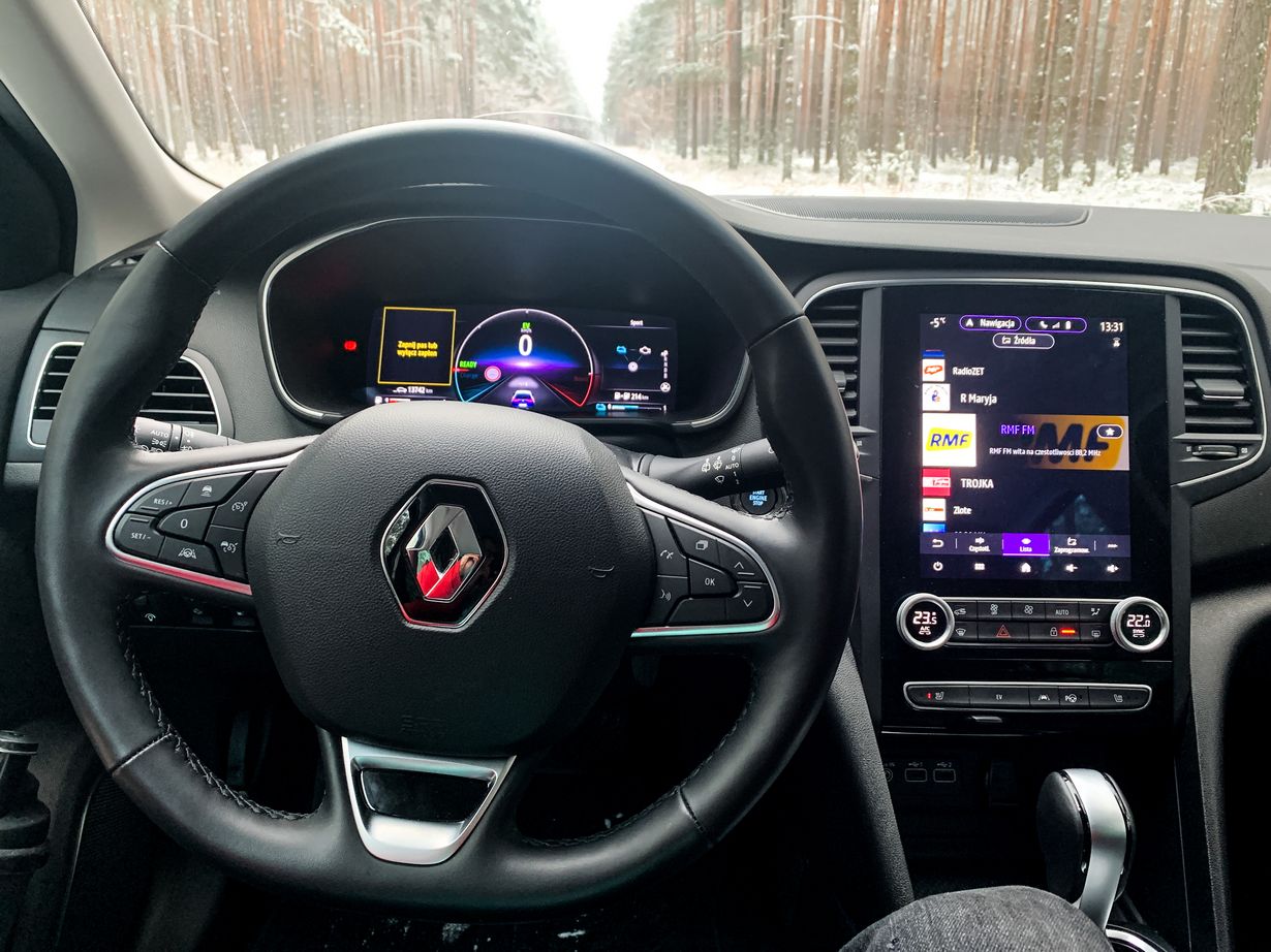 Renault Megane E-Tech 2022. Prymus wśród hybryd plug-in 