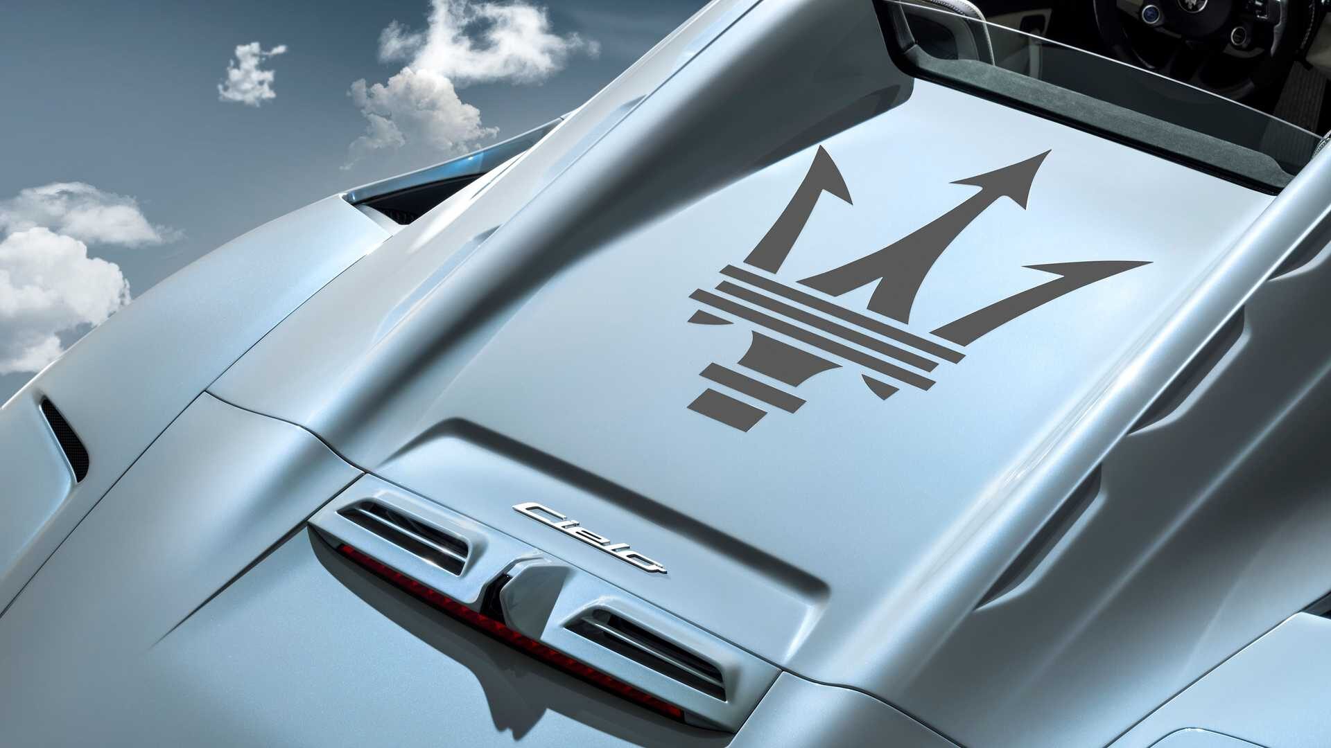 Maserati MC20 Cielo - V6 Nettuno i brak dachu