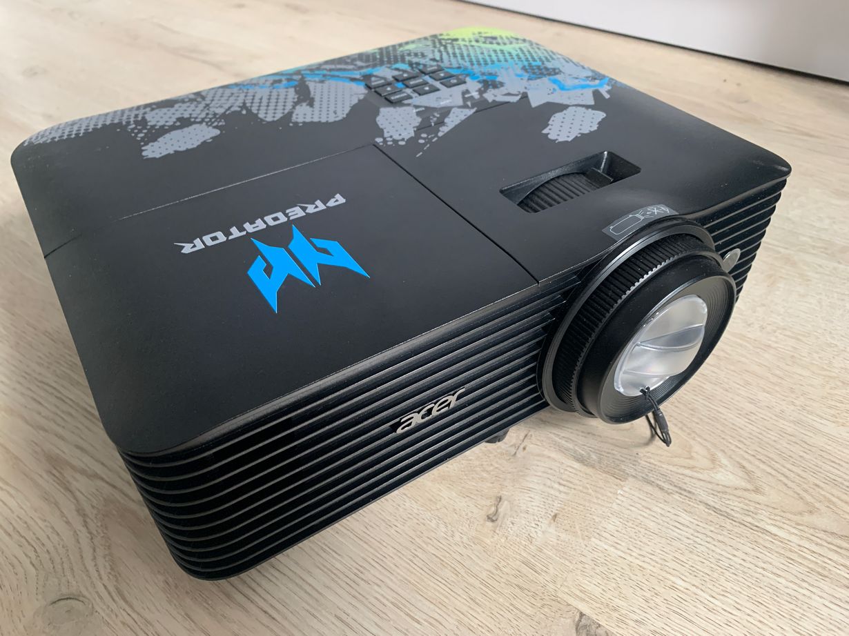 Acer Predator GM712 – idealny projektor dla graczy?