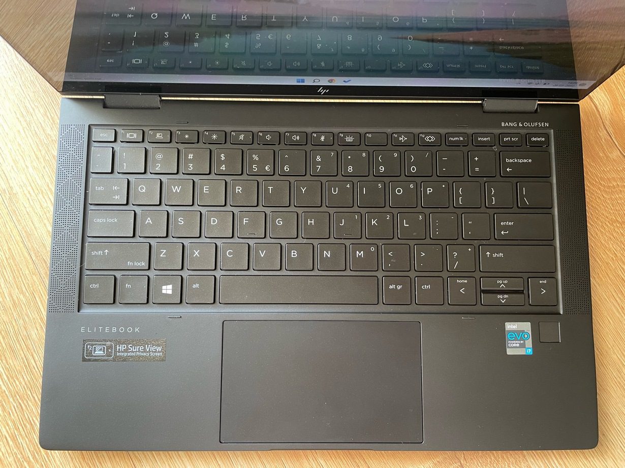 Test HP Elite Dragonfly Max z i7-1165G7 - laptop biznesowy.