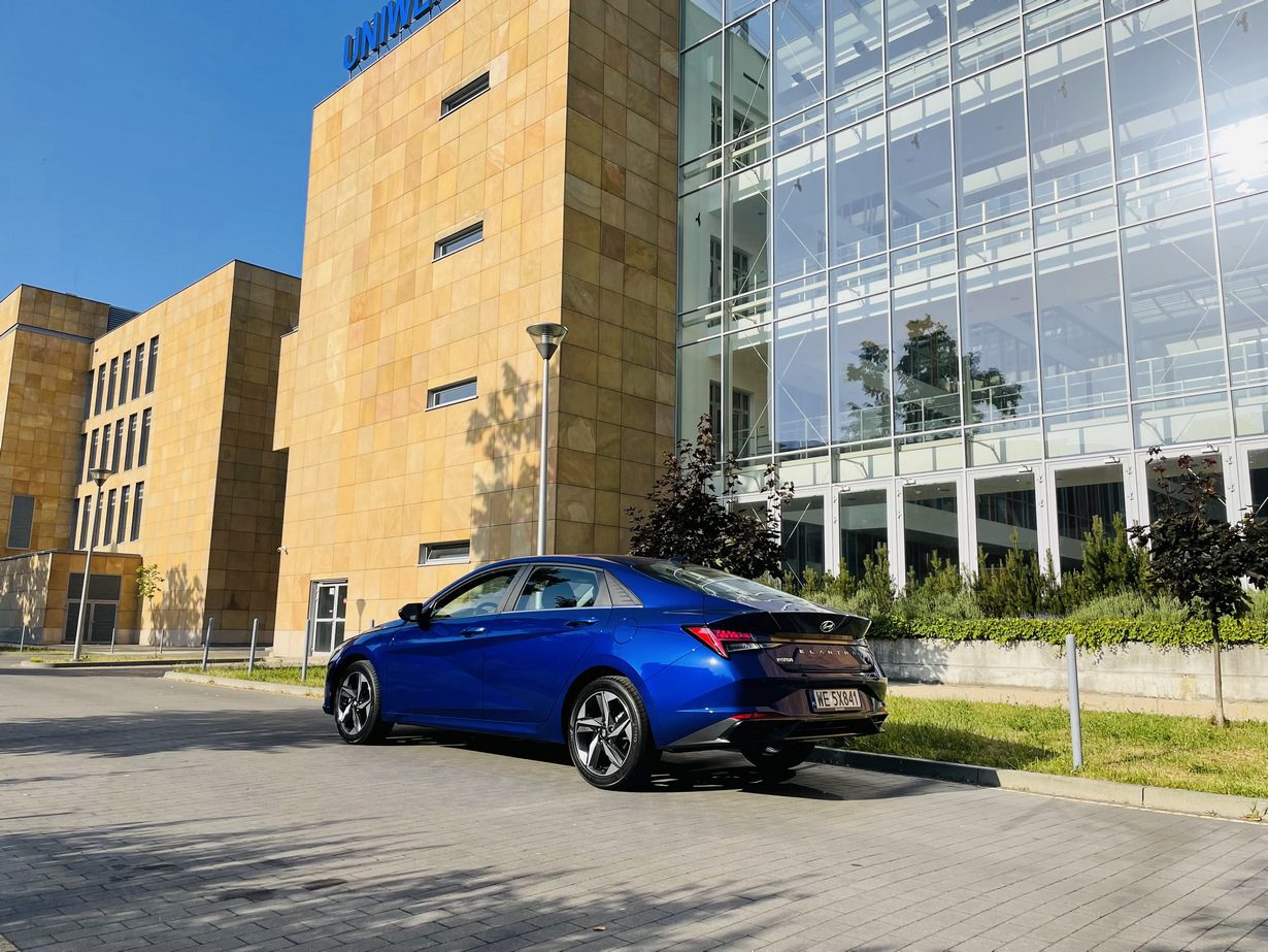 Test Hyundai Elantra 2022 - kupujcie, póki możecie