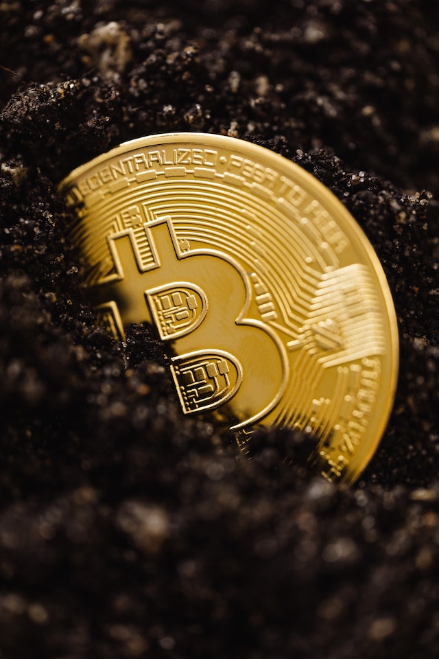 Czy inwestycja w Bitcoin jest lepsza od złota w 2022 roku?