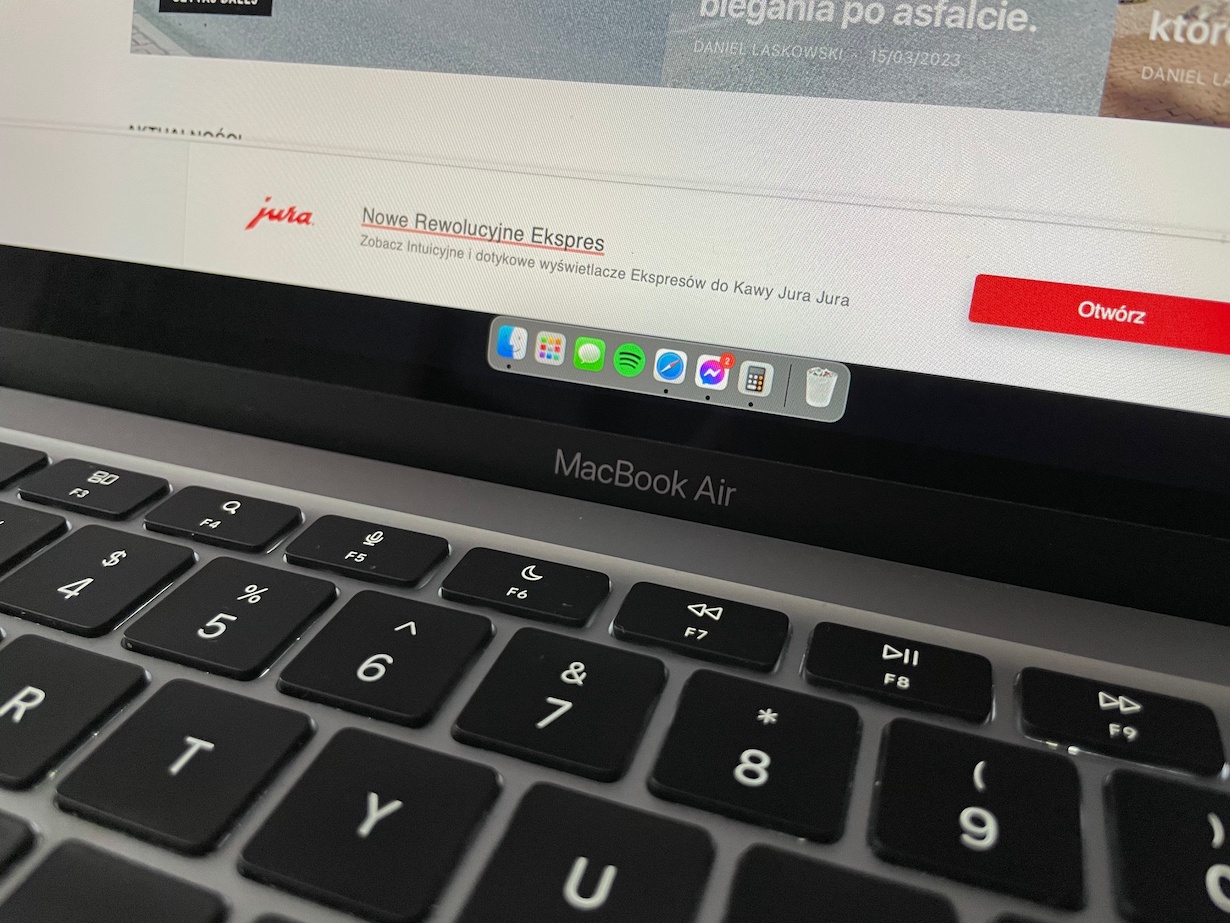 Laptop do pracy? W Euro kupisz MacBooka Air M1 za 4399 zł; Apple uśmierca tego MacBooka. Jeśli go masz, pożegnaj się