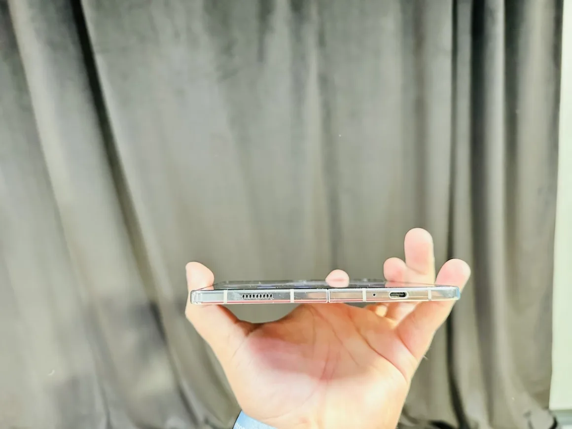 Samsung Galaxy Z Fold 5. Składany smartfon biznesowy.