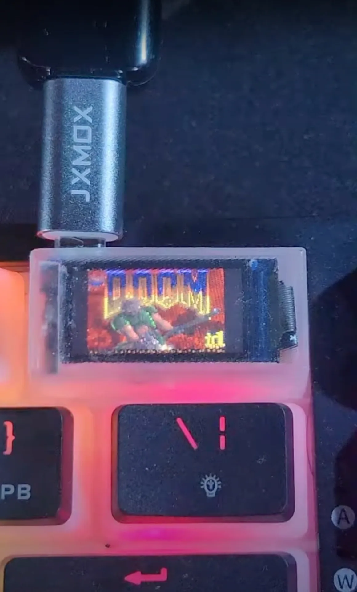 Doom został uruchomiony... na przycisku klawiatury!