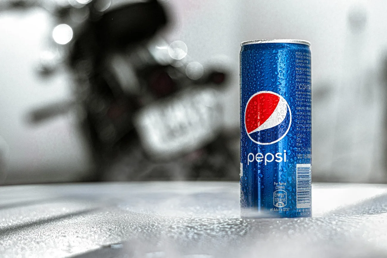 Puszka Pepsi zmienia wygląd! Możesz iść na jej premierę!