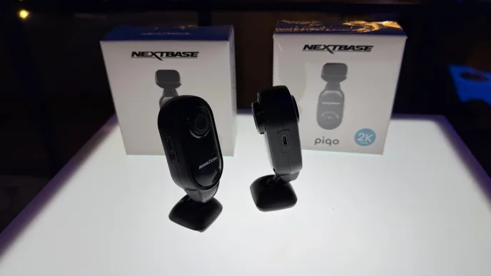 Promocja Nextbase Piqo 1K do końca października. Jest tanio! Wideorejestrator Nextbase Piqo 1K i 2K.