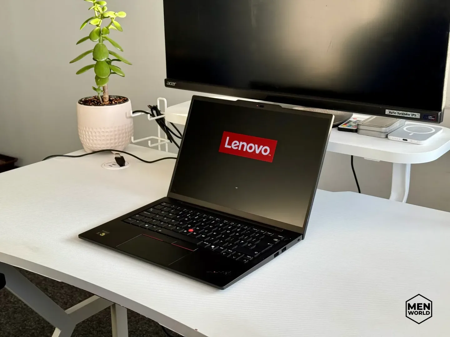 Lenovo ThinkPad T14s Gen 6.