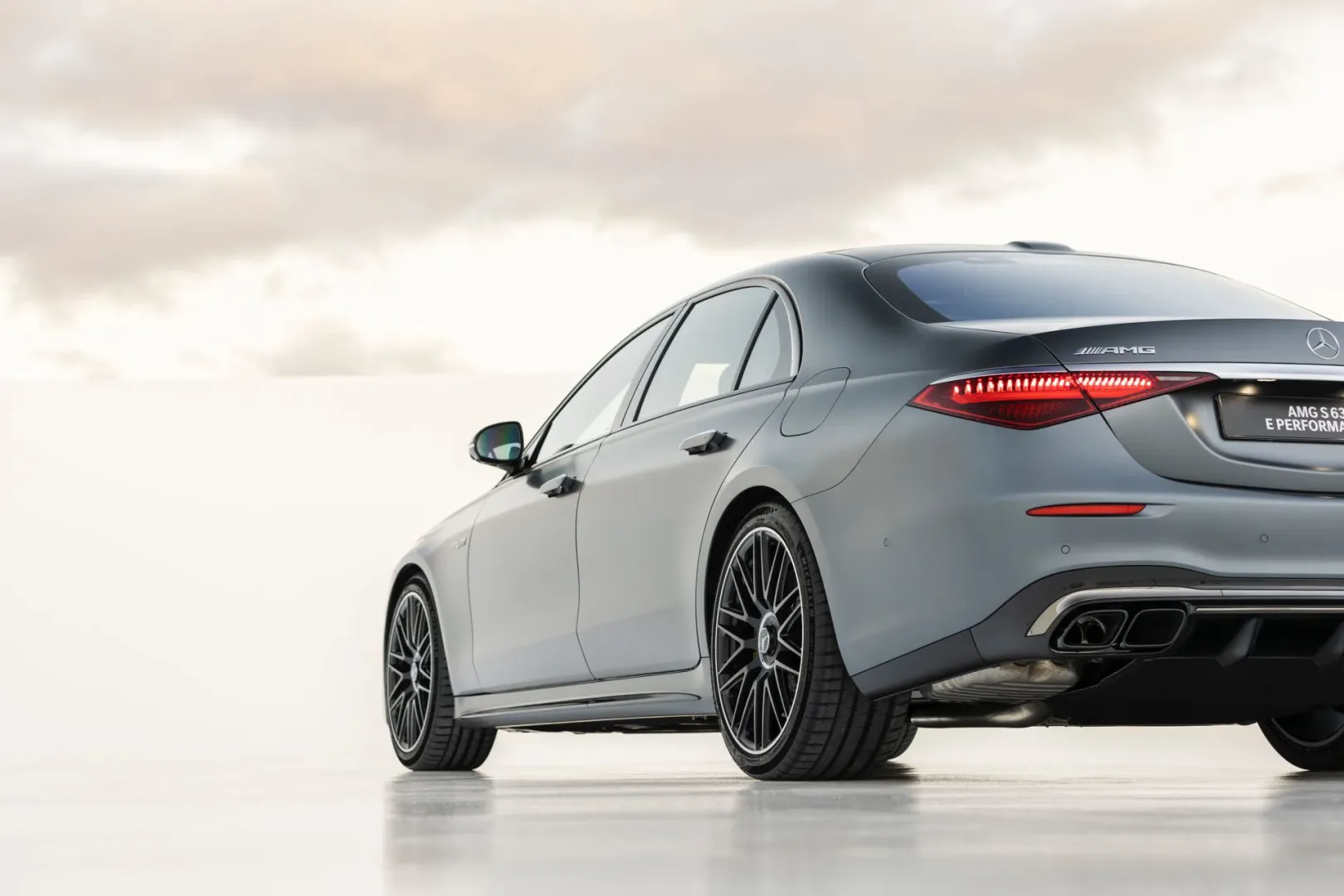 Mercedes-AMG S 63 E Performance jest... hybrydą. I co z tego Mercedes-AMG S 63 E Performance.