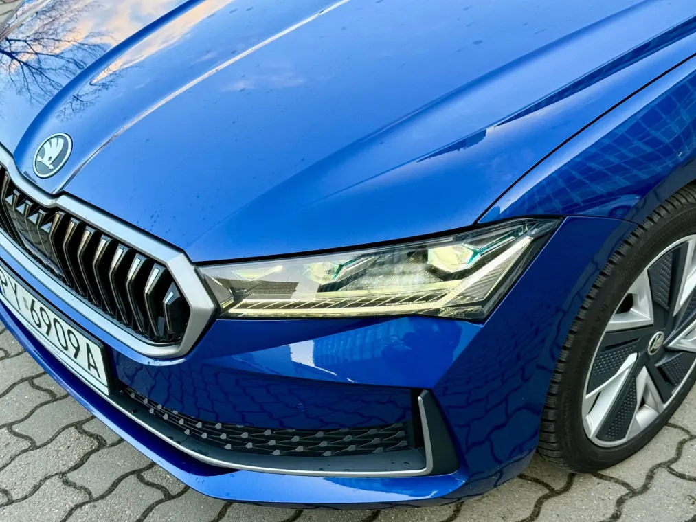 2025 Skoda Superb Combi PHEV (1.5 TSI plug-in hybrid).