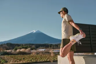 ASICS GEL-KAYANO 32 - buty do biegania na długich dystansach.