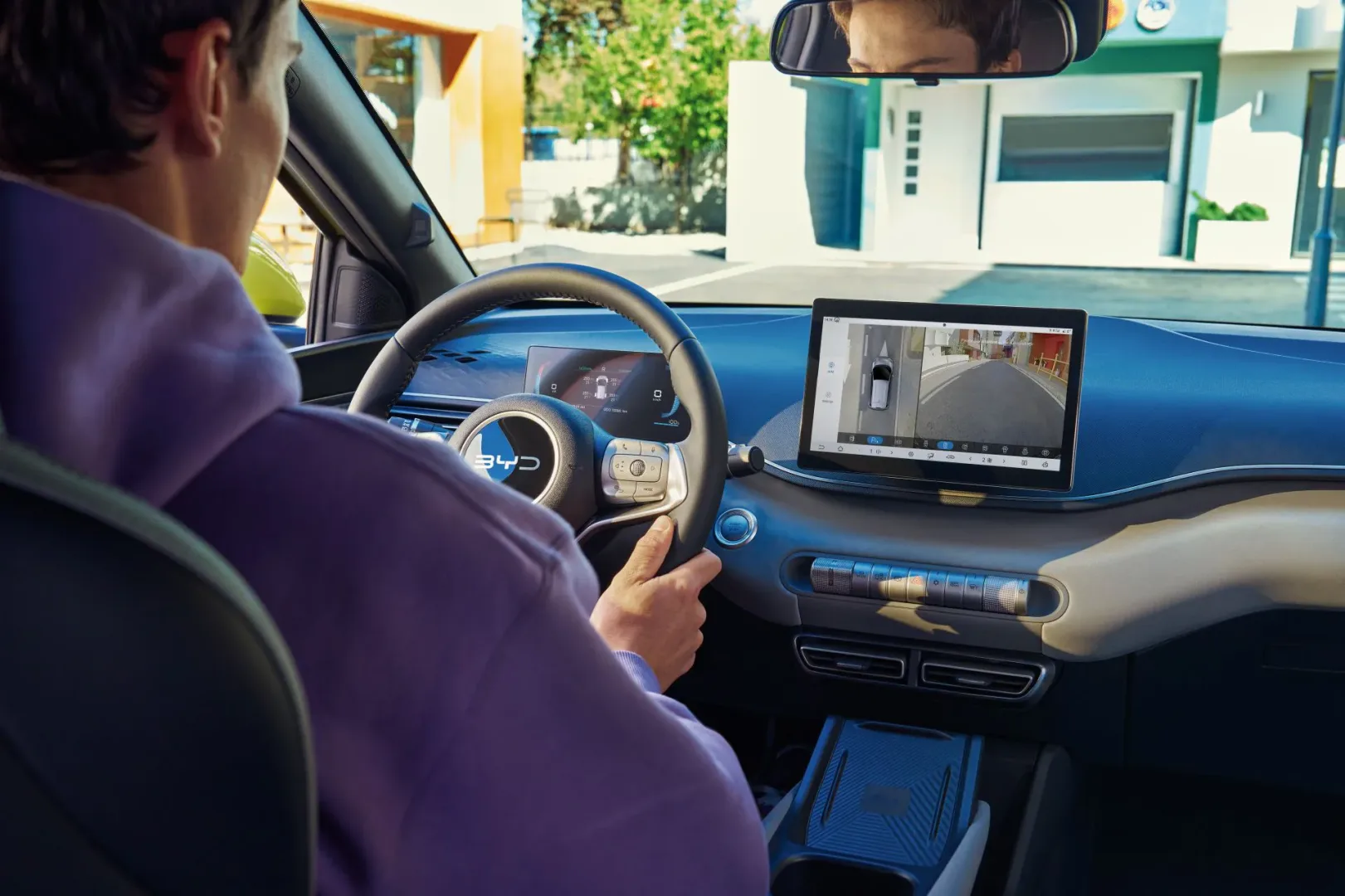 Oto DOLPHIN SURF! Elektryczny hatchback BYD za 42 tys zł! BYD DOLPHIN SURF. Miejski samochód elektryczny.