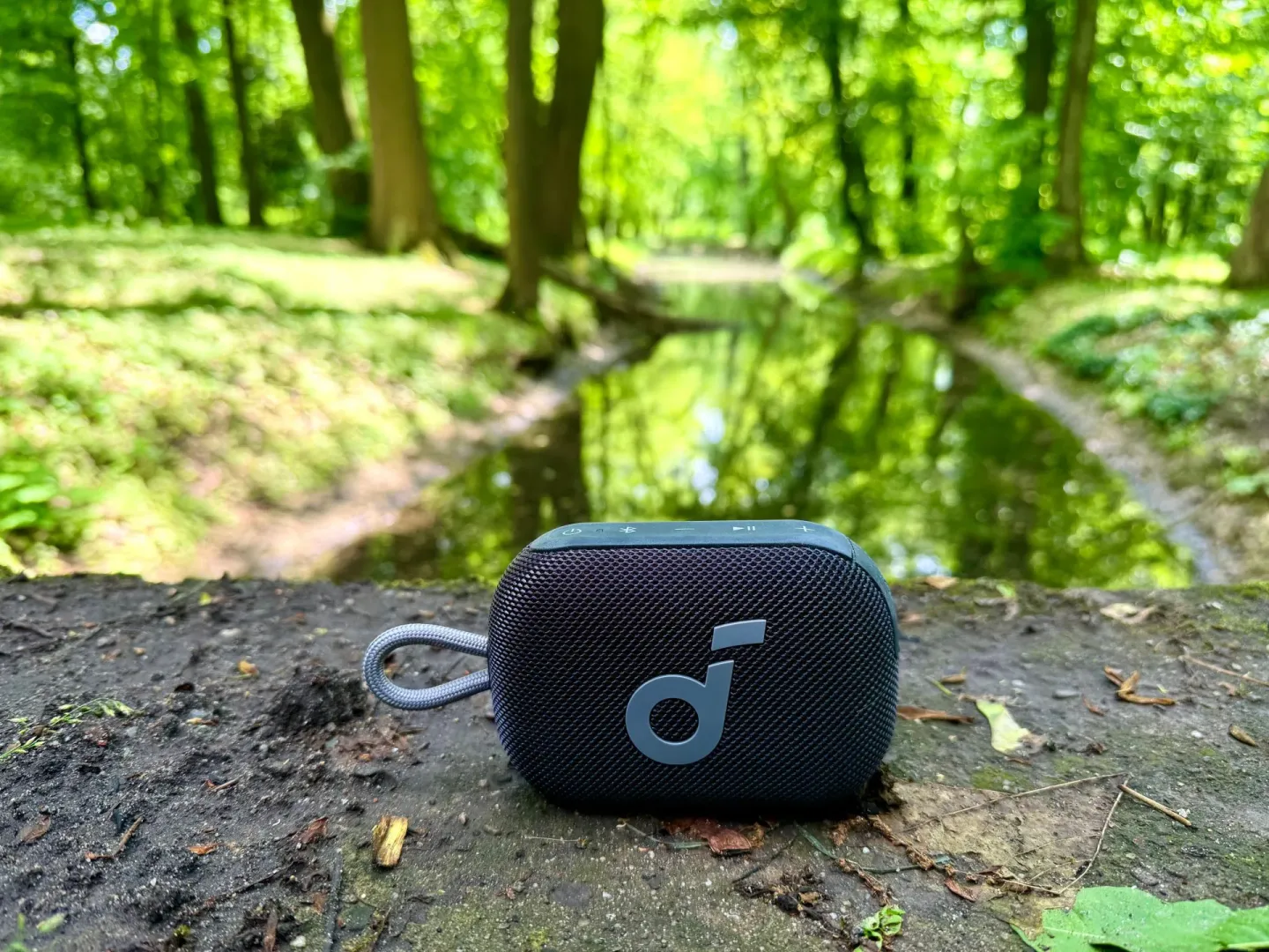 SOUNDCORE Select 4 Go kosztuje 79 zł a gra jak te droższe! Mały bezprzewodowy głośnik bluetooth SOUNDCORE Select 4 Go.