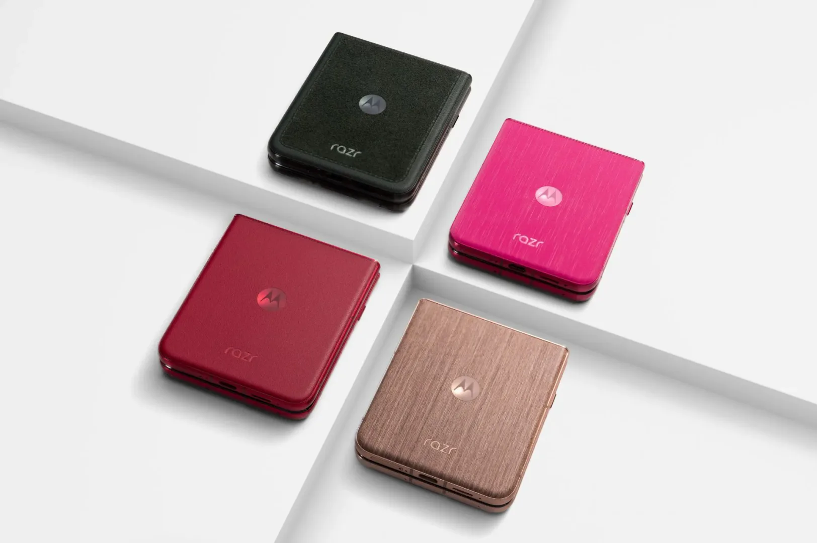 Smartfony Motorola do 1000 zł taniej. Zobacz jak oszczędzić Smartfony Motorola w ofercie promocyjnej. Na zdjęciu model razr 60 ultra.