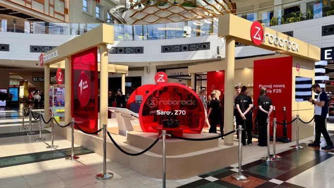 Pop-up store Roborock w Westfield Arkadia.