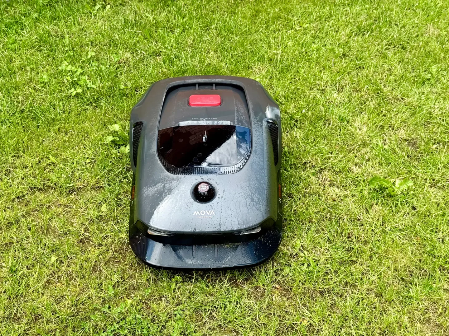 Przetestowałem robot koszący MOVA 1000. Warto go kupić? Robot koszący MOVA 1000