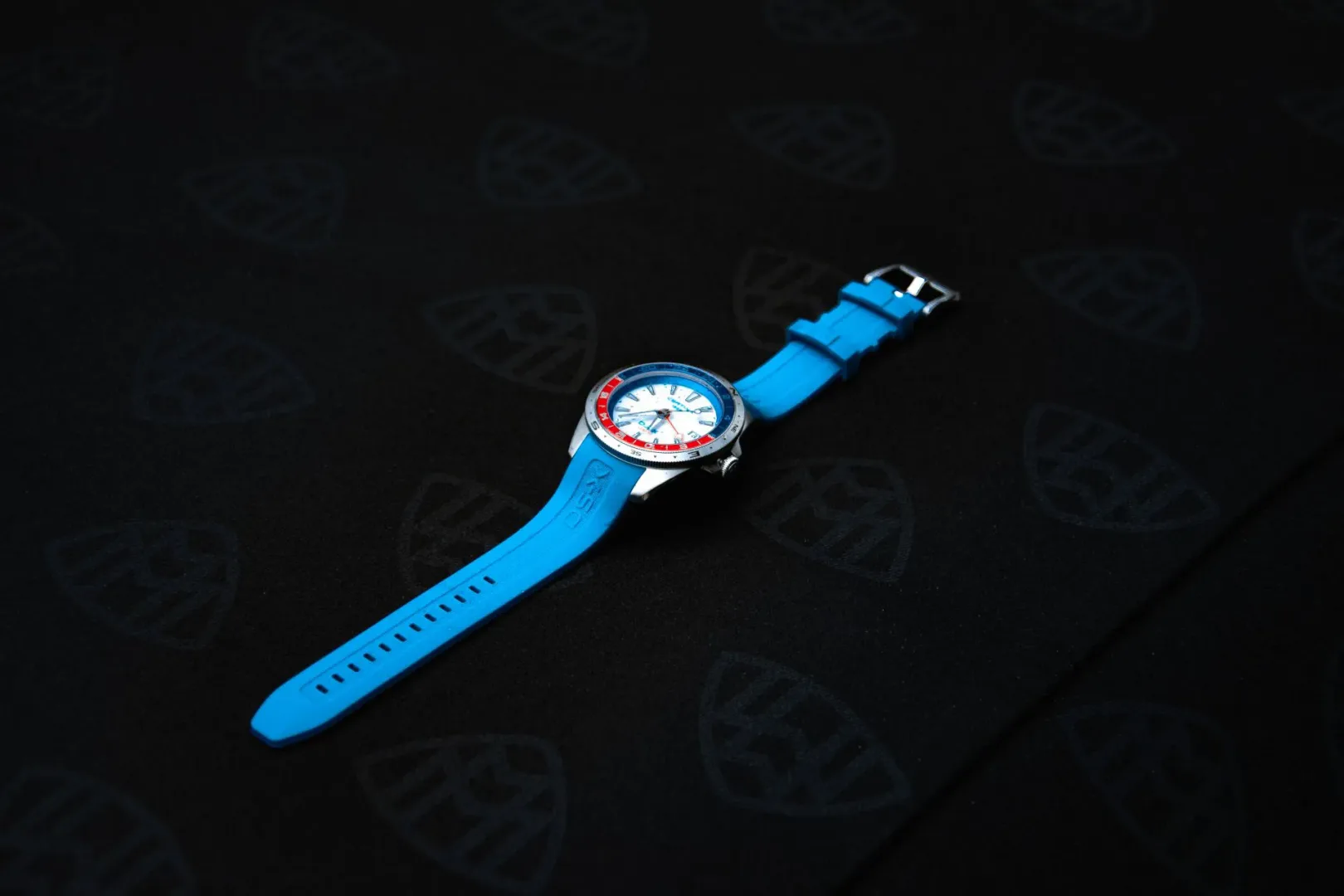 Certina DS-X GMT (C047 452.17.011.00). Fot.: Ernest Dragan MenWorld.pl.