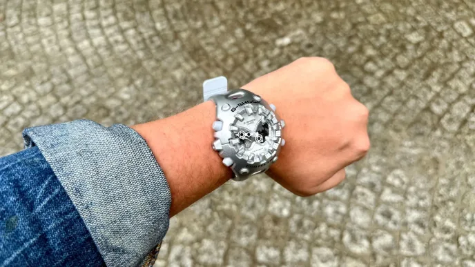 G-SHOCK GA-V01