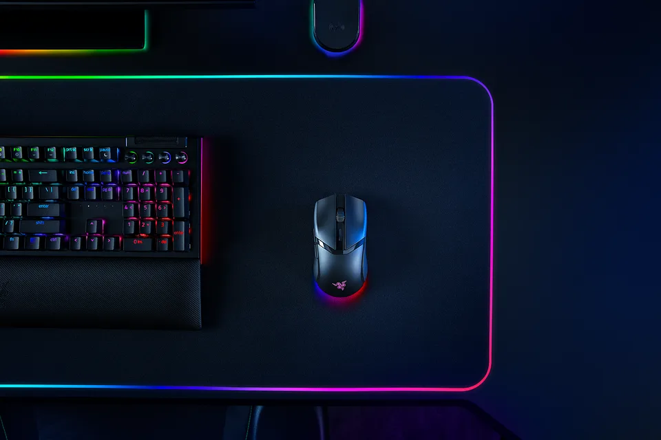 Razer Cobra HyperSpeed.