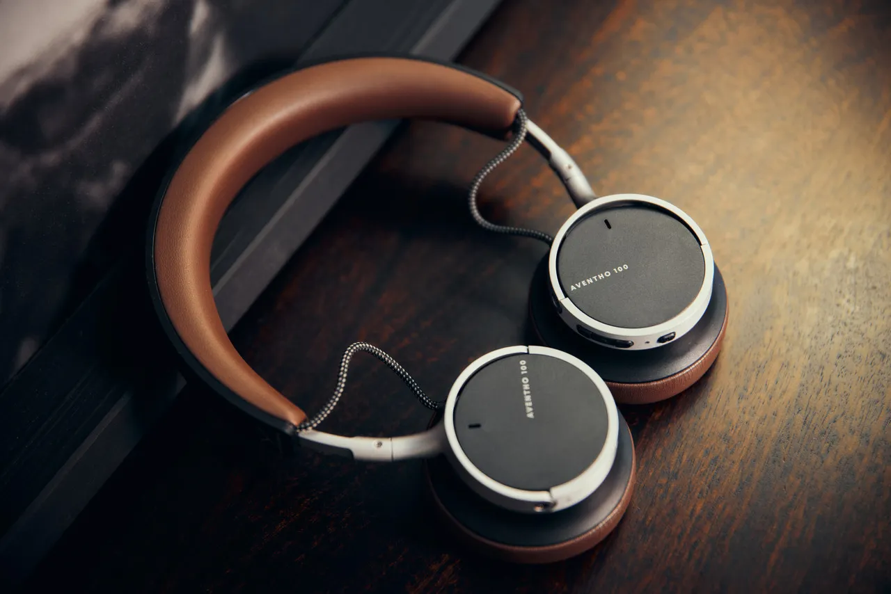 AVENTHO 100 to bezprzewodowe słuchawki nauszne. Zobacz beyerdynamic AVENTHO 100