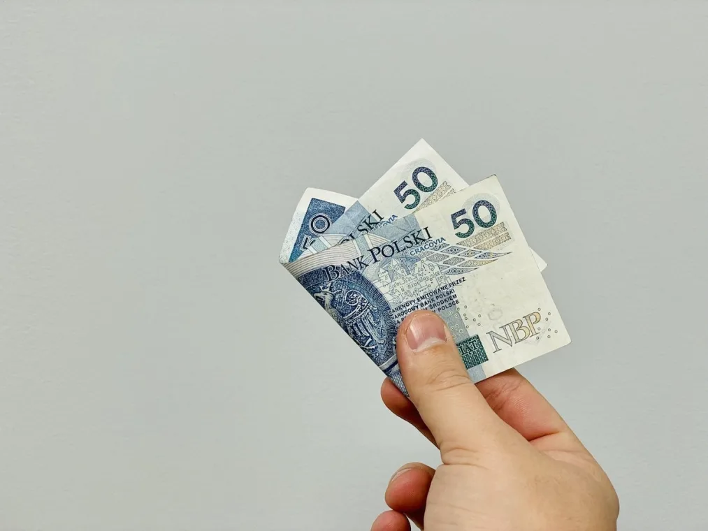 300 zł od ZUS! Zobacz jak łatwo dostać te pieniądze