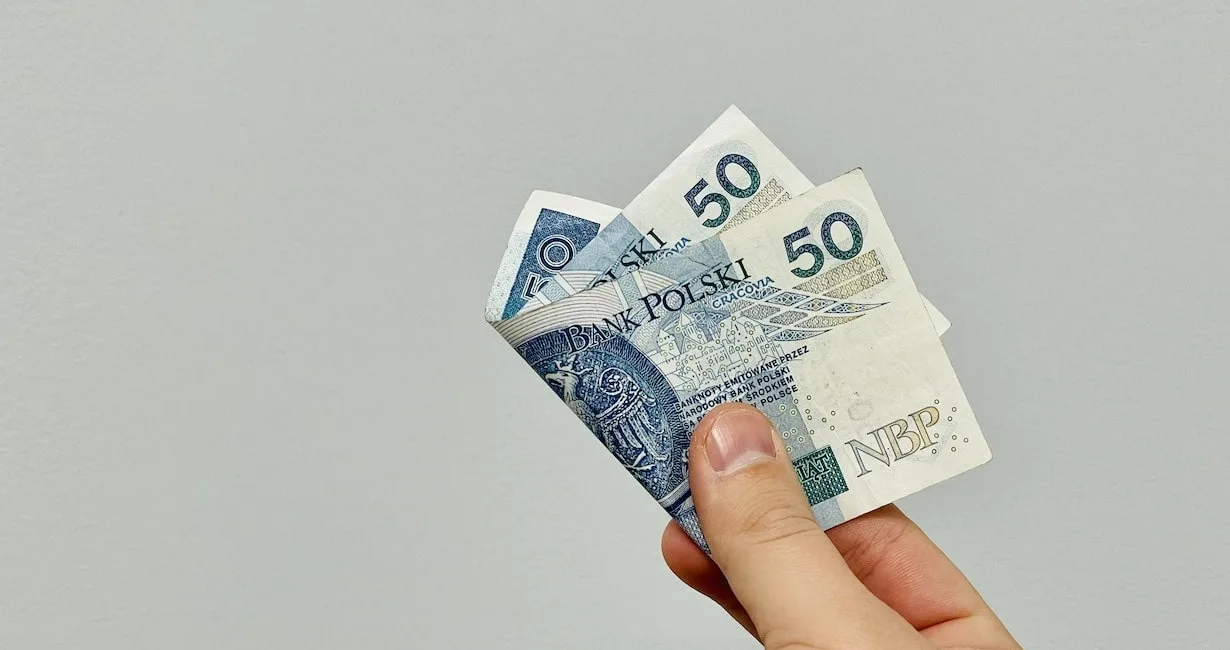 300 zł od ZUS! Zobacz jak łatwo dostać te pieniądze