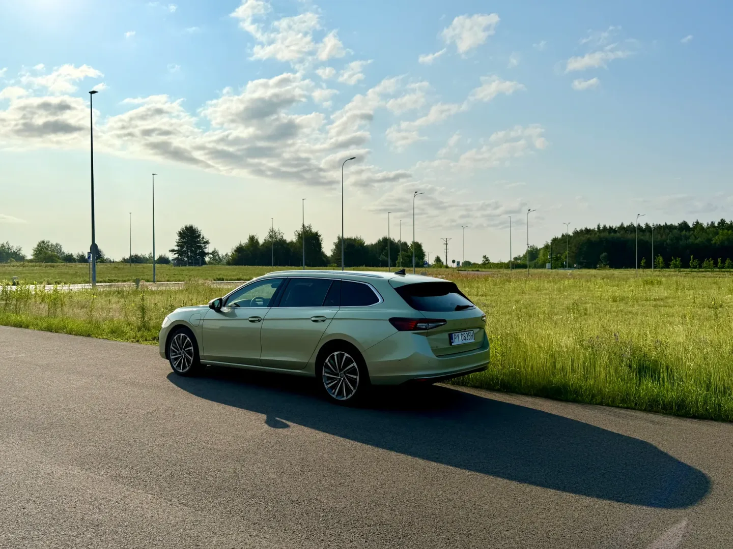2025 Skoda Superb plug-in. Fot.: MenWorld.pl.