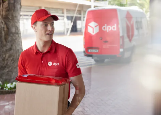 Kara od DPD. Nie otworzysz drzwi? Płacisz 5 zł za paczkę! Kara od DPD. Prawie 5 zł jeśli nie otworzysz drzwi!