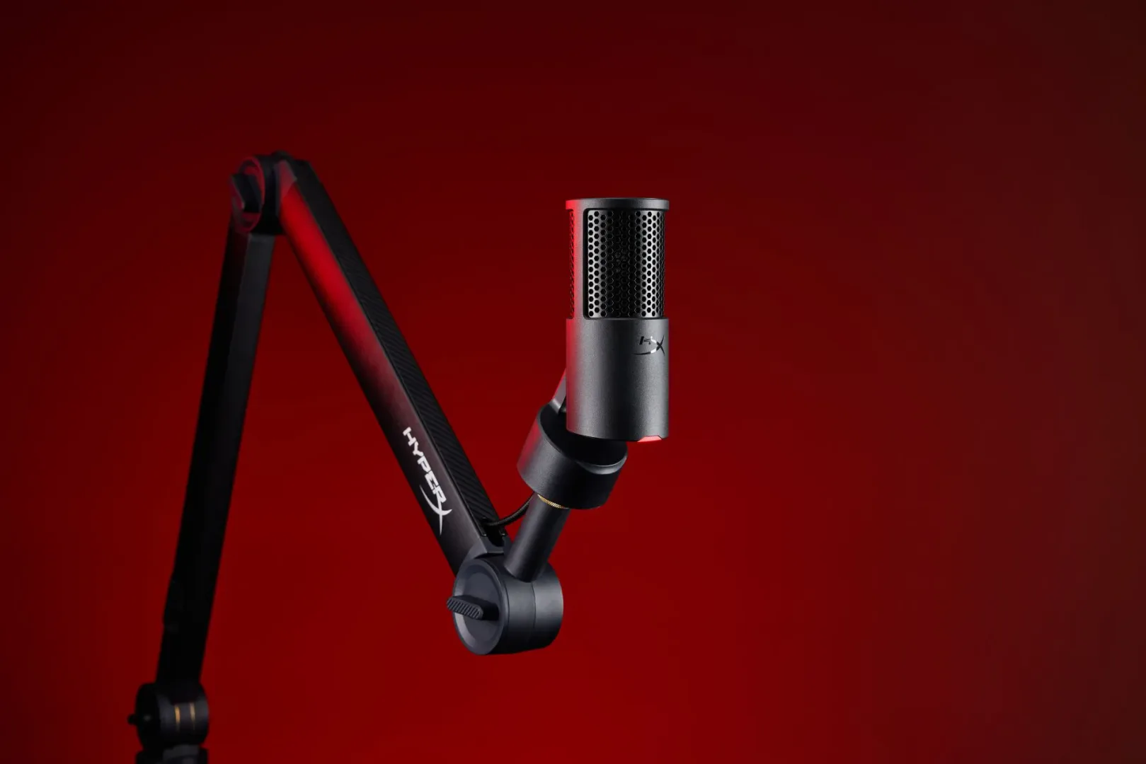 HP HyperX wbija na nowy level gamingu – potężne desktopy OMEN i świeże akcesoria audio