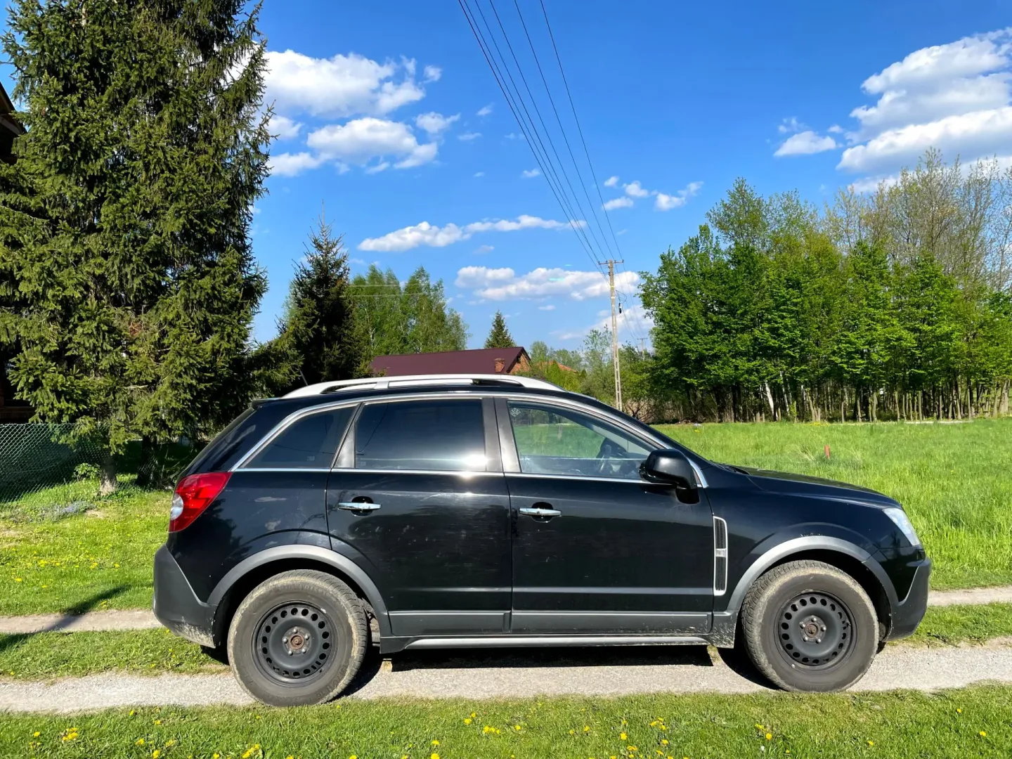 Zakaz sprzedaży aut używanych? Na zdjęciu Opel Antara.