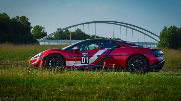YANGWANG U9 Track Edition z rekordem prędkości - 472,41 km/h.
