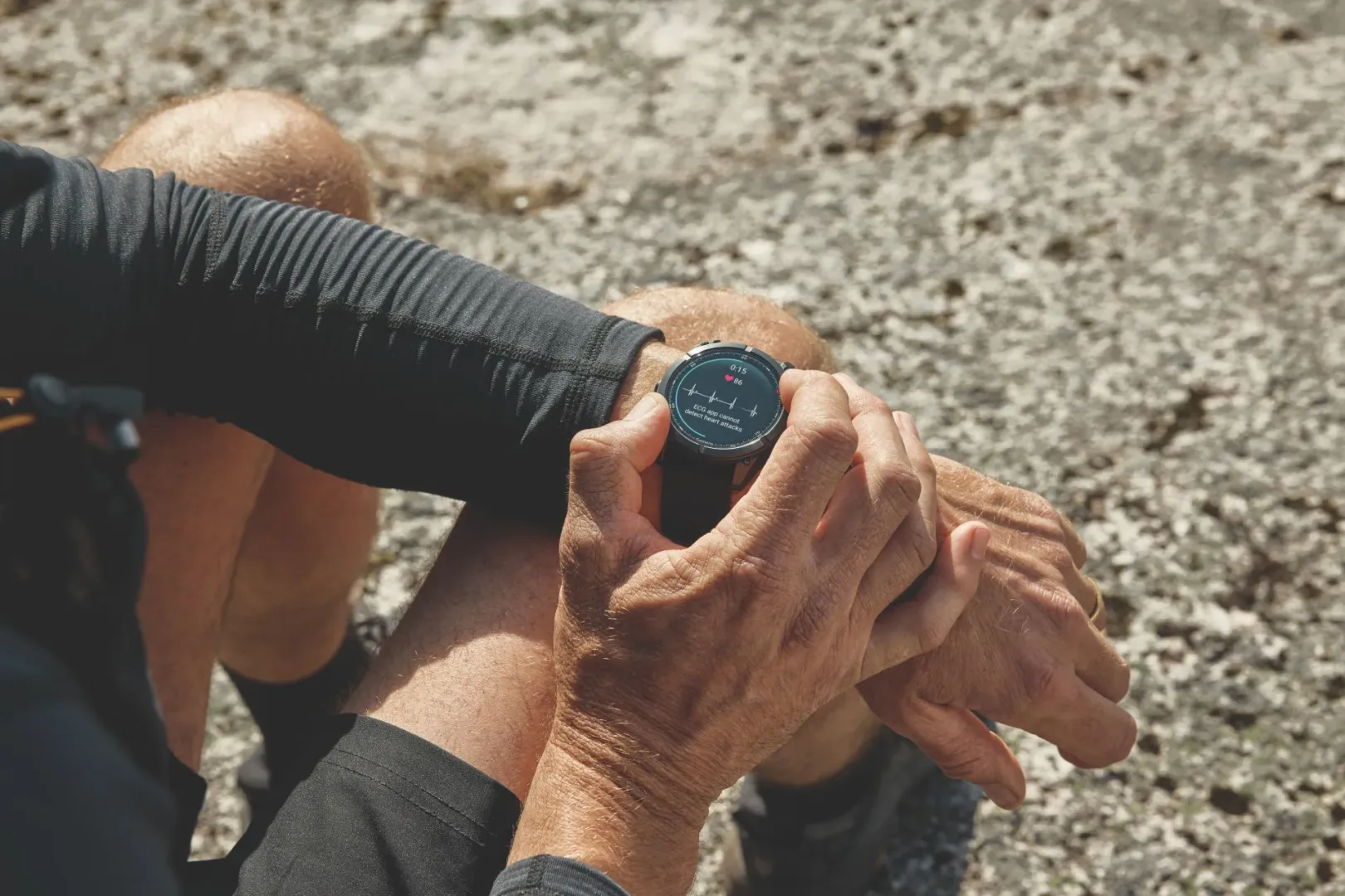 Garmin fenix 8 Pro. Satelity, LTE i ekran MicroLED w akcji Garmin fenix 8 Pro.