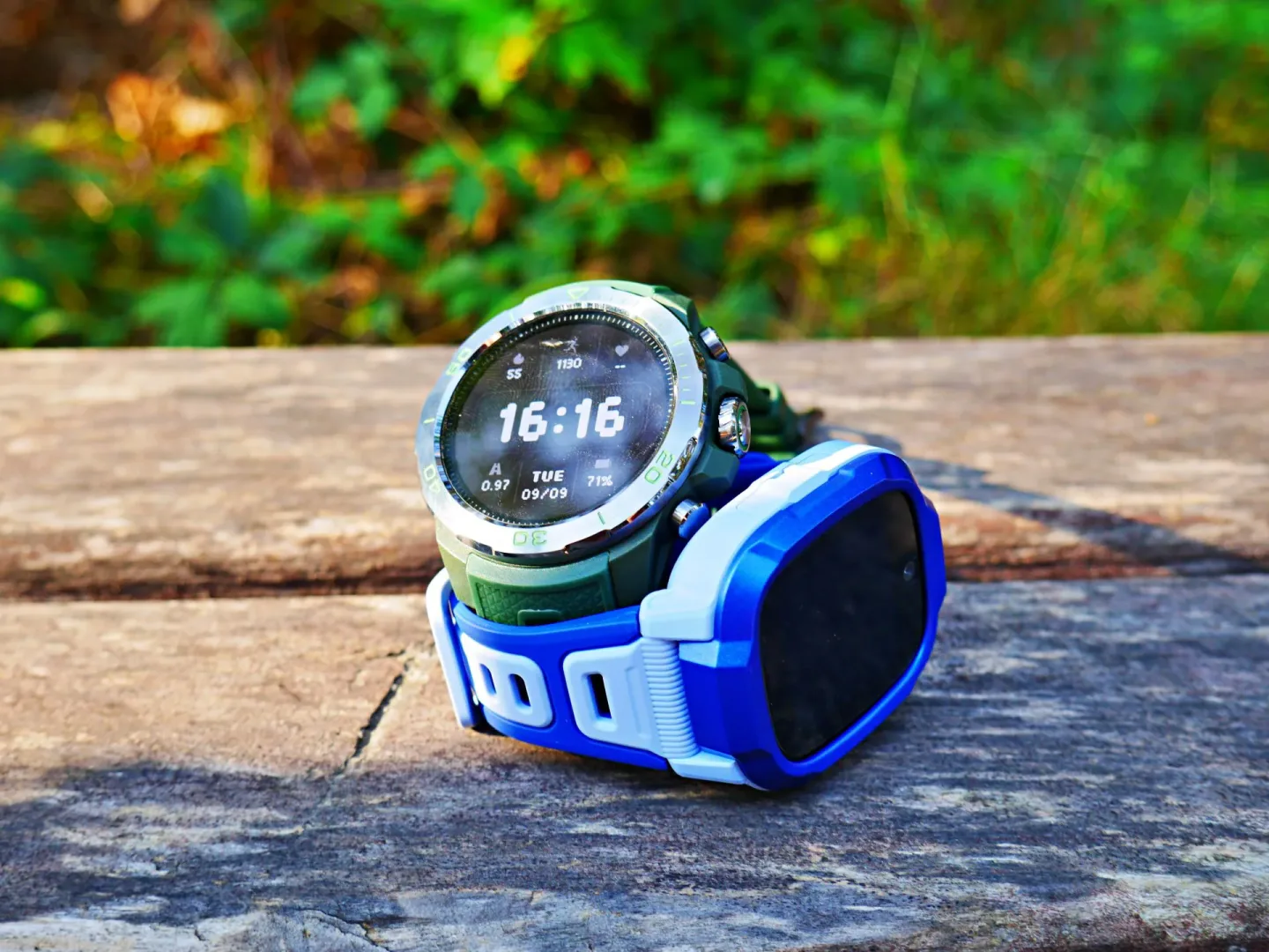Smartwatch Mibro GS Explorer i Mibro P6. Fot.: MenWorld.pl.