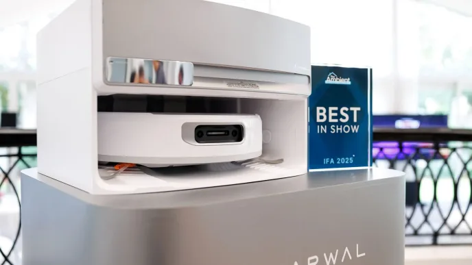 Polska premiera robota sprzątającego z funkcją mopowania - Narwal FLOW.