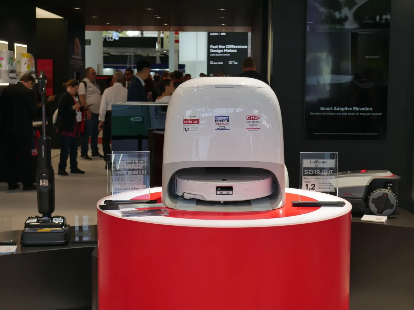 Roborock na IFA Berlin 2025. Pralka i roboty koszące. Serio! Roborock na IFA Berlin 2025.