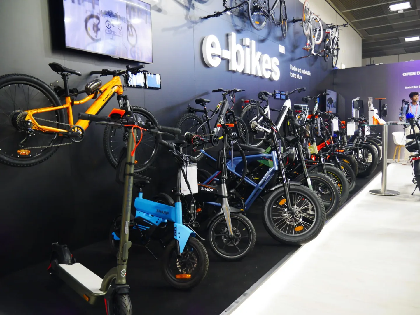 Sharp na IFA Berlin 2025. Od TV, przez audio, po rowery! Sharp e-bikes na IFA Berlin 2025.
